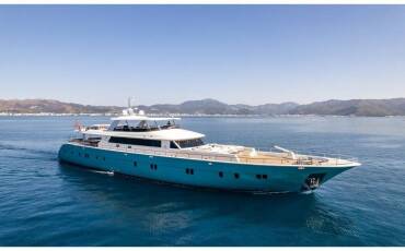 39 M Custom Build Motor yacht DEEP DEEP WATER