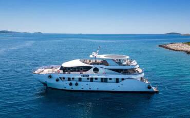 Adriatic Queen MB Adriatic Queen