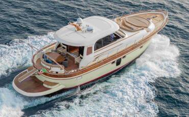 Apreamare 60, Magistra