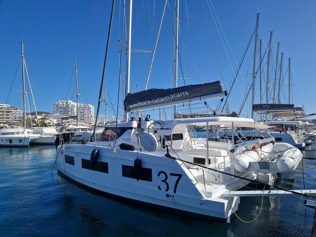 Aventura 37, Aventura 37