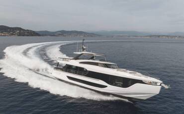Azimut Grande 26M, First Horizon