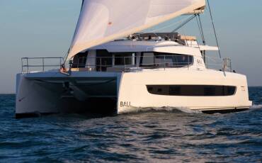 Bali 4.4  Esmeralda II