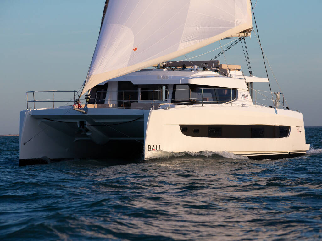 Bali 4.4 , Esmeralda II