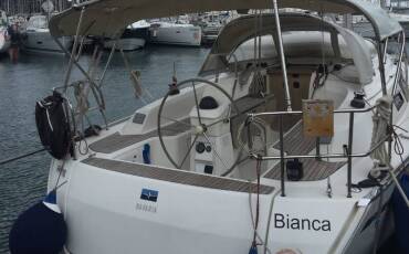 Bavaria 33 Cruiser, Bianca
