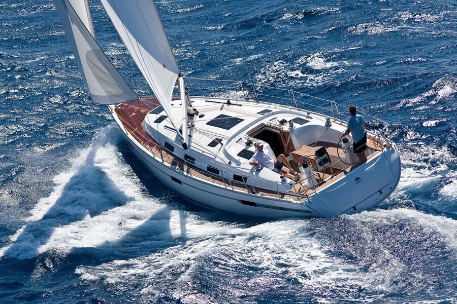 Bavaria 40 BT '13, Perun