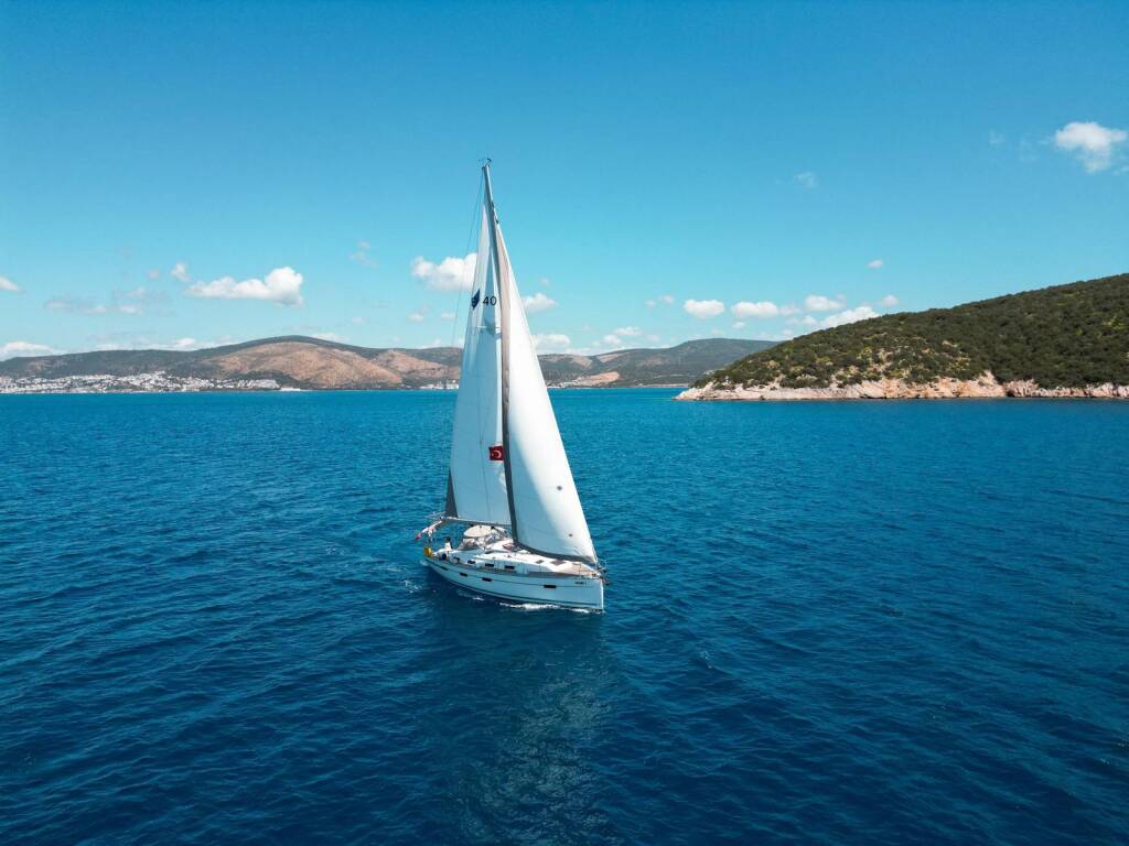 Bavaria 40, Spark 1