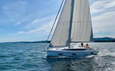 Bavaria C42 Style, Gemini