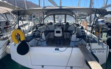 Bavaria C42  BLACKBERRY