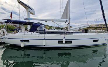 Bavaria C45 Holiday, Lush Life