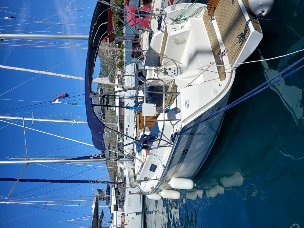 Bavaria Cruiser 32, Danijela