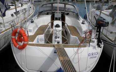 Bavaria Cruiser 33, GIRICA