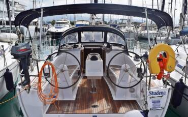 Bavaria Cruiser 34, 