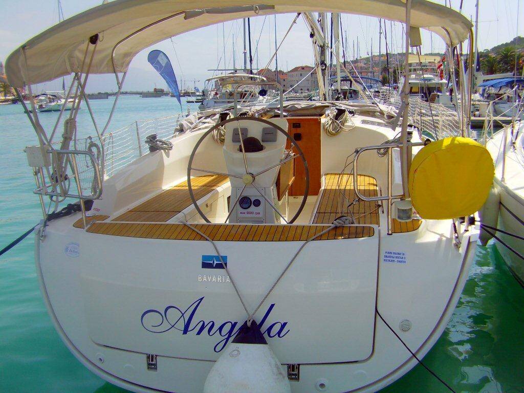 Bavaria Cruiser 36, Angela