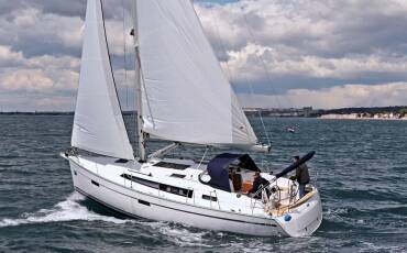 Bavaria Cruiser 37, Andrea