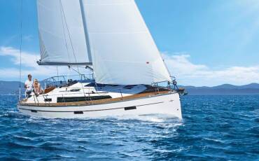 Bavaria Cruiser 37, 