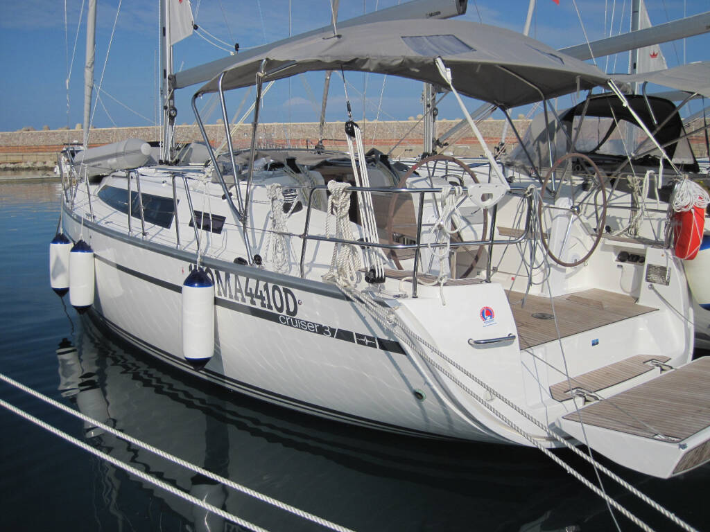Bavaria Cruiser 37, FIAMMA