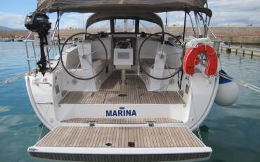 Bavaria Cruiser 41, Marina