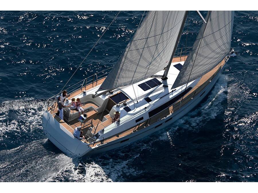 Bavaria Cruiser 46, Monella