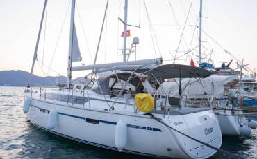 Bavaria Cruiser 46, Classy