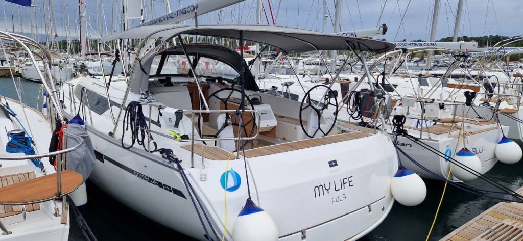 Bavaria Cruiser 46, My life