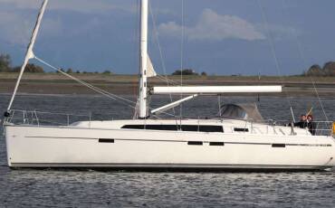 Bavaria Cruiser 46, Existes