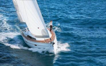 Bavaria Cruiser 46, Miber Monde