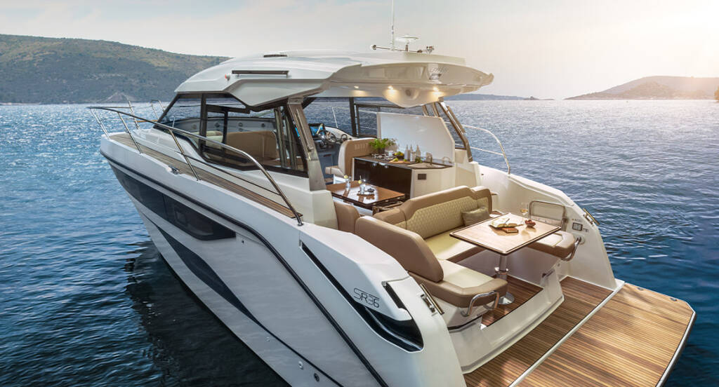 Bavaria SR36HT, 