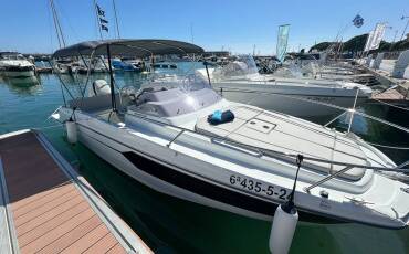 Beneteau Flyer 8 Sundeck LLEVANT
