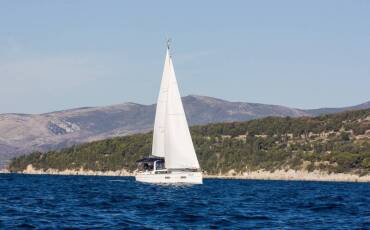 Beneteau Oceanis 38, ARSEN