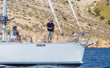 Dolphin 50, Amica