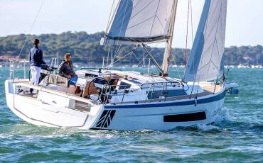 Dufour 37, Rhapsody