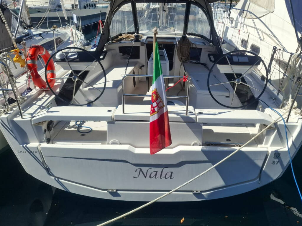 Dufour 37, Nala