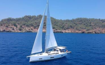 Dufour 390 Grand Large Joy 5