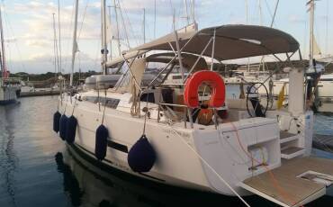 Dufour 390 Blu