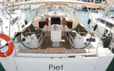 Dufour 412 GL, Piet