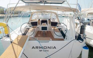 Dufour 430, Armonia