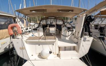 Dufour 460 GL, DOTTEREL **