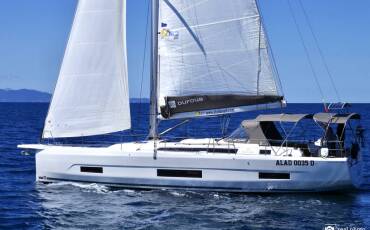 Dufour 470 Lucia