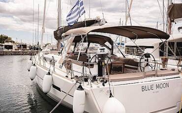 Dufour 520 Grand Large, Blue Moon