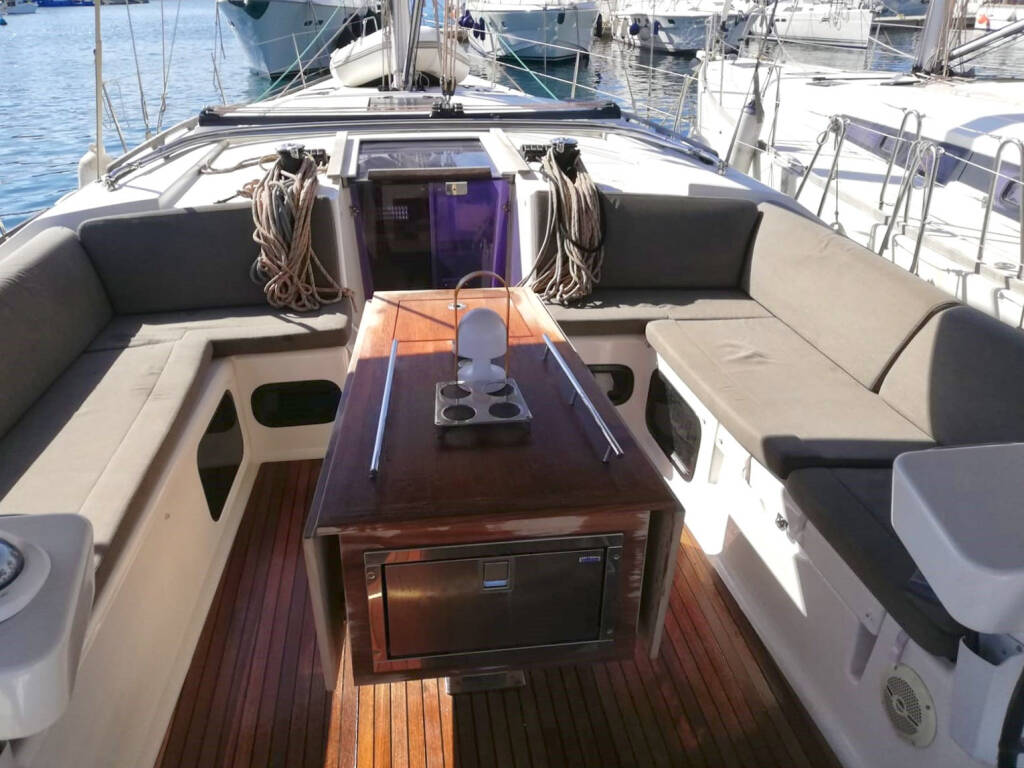 Dufour 520 Grand Large, PRES- D52-18-MA