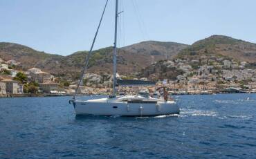 Elan 34, Argo