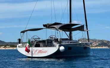 First 53 Ottima - Premium Crewed line
