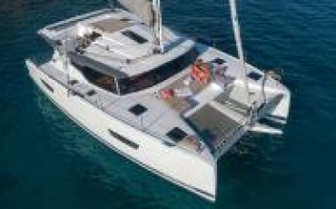 Fountaine Pajot Astrea 42, Bollinger