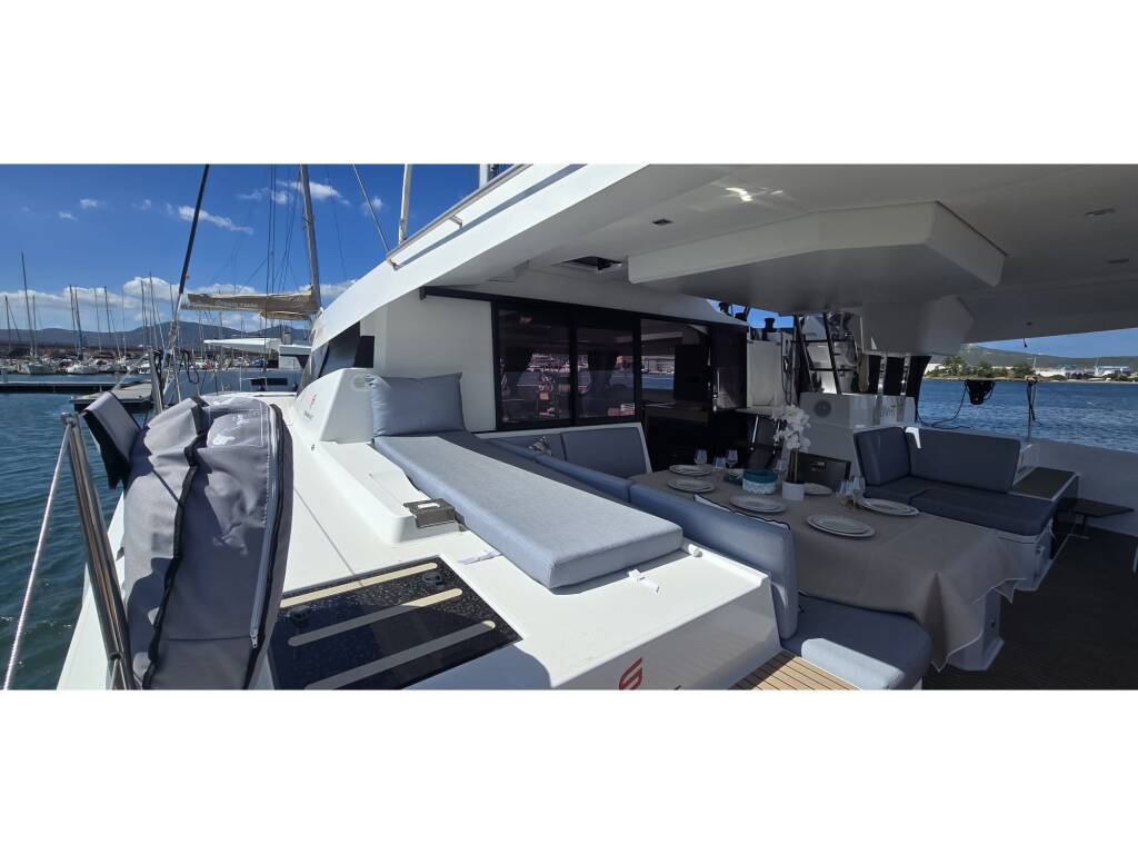 Fountaine Pajot Elba 45, Heidsieck