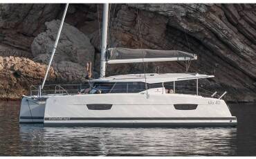 Fountaine Pajot Isla 40, Isla (Wm+Gen+Solar Pan)