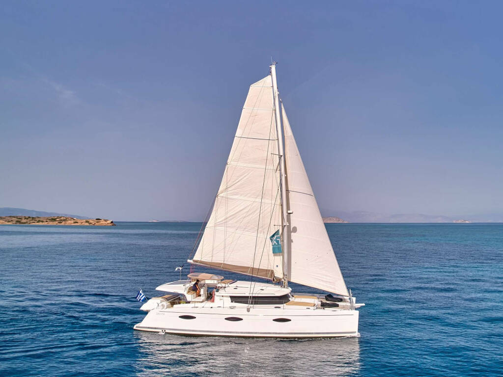 Fountaine Pajot Sanya 57 , High Five