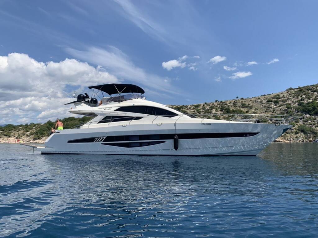 Galeon 700 Skydeck, Obession Two