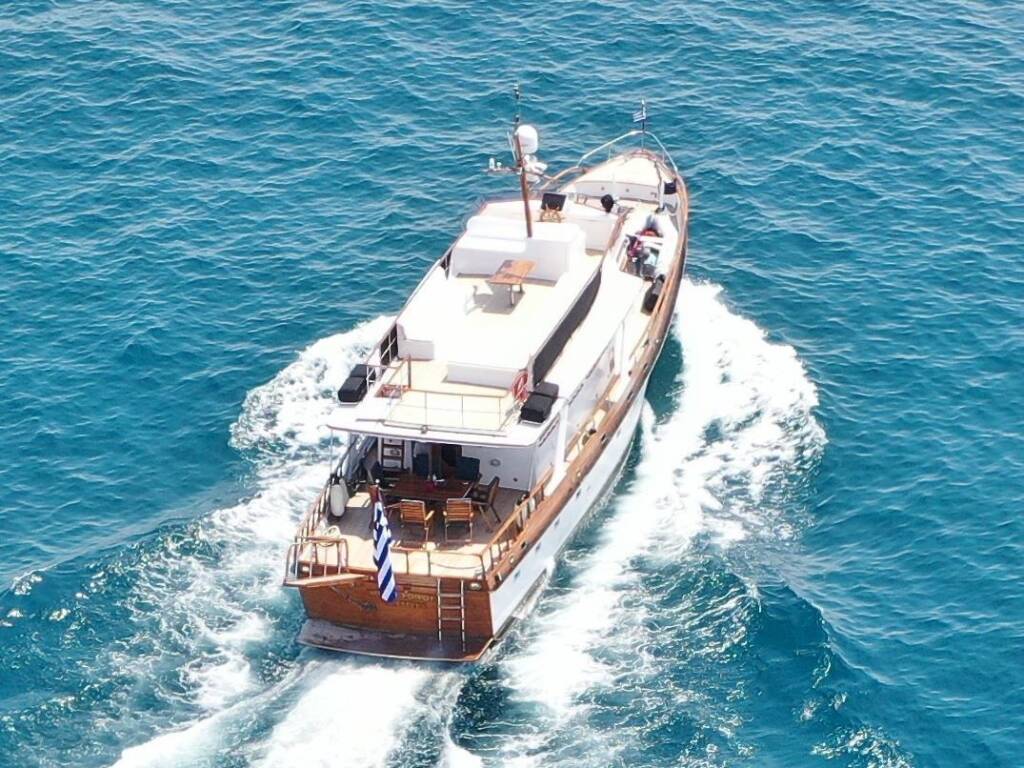 Grand Banks Motoryacht 72, Hercules Poirot