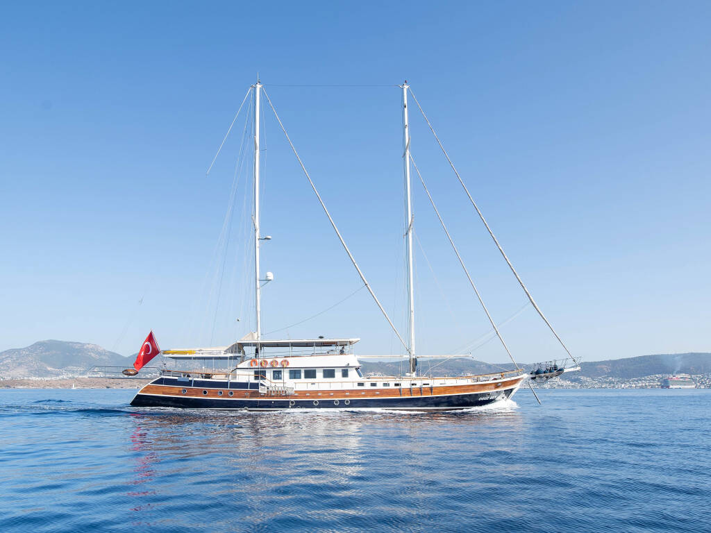 Gulet O, Oguz-Bey