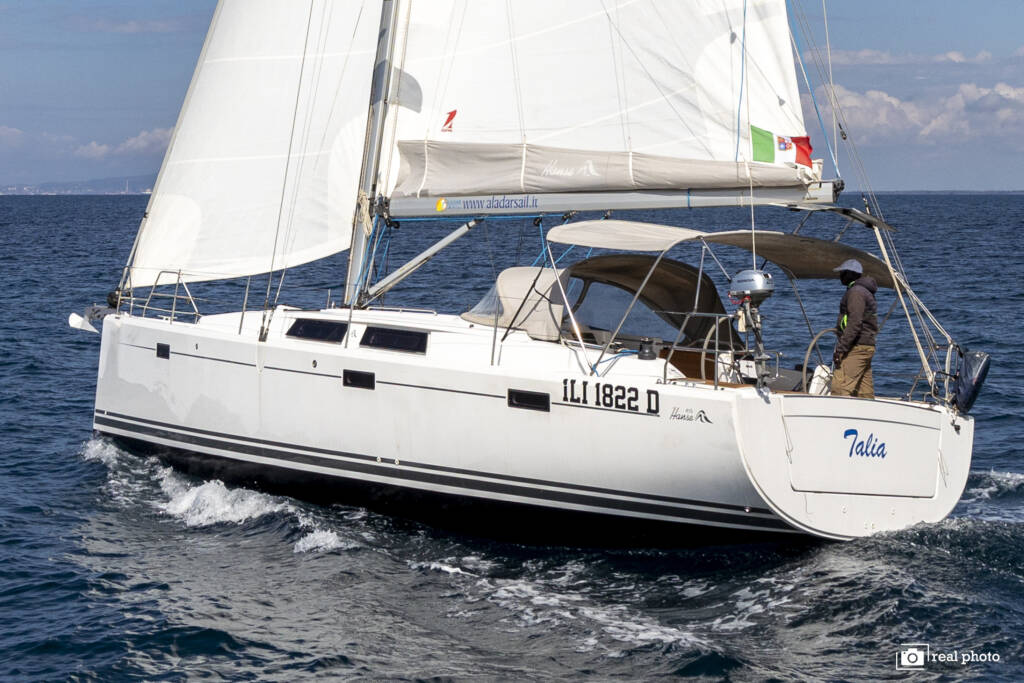 Hanse 415, Talia